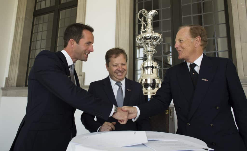 Ben Ainslie signs Challenging Club agreement for America's Cup