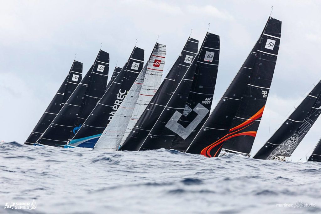 52 super series