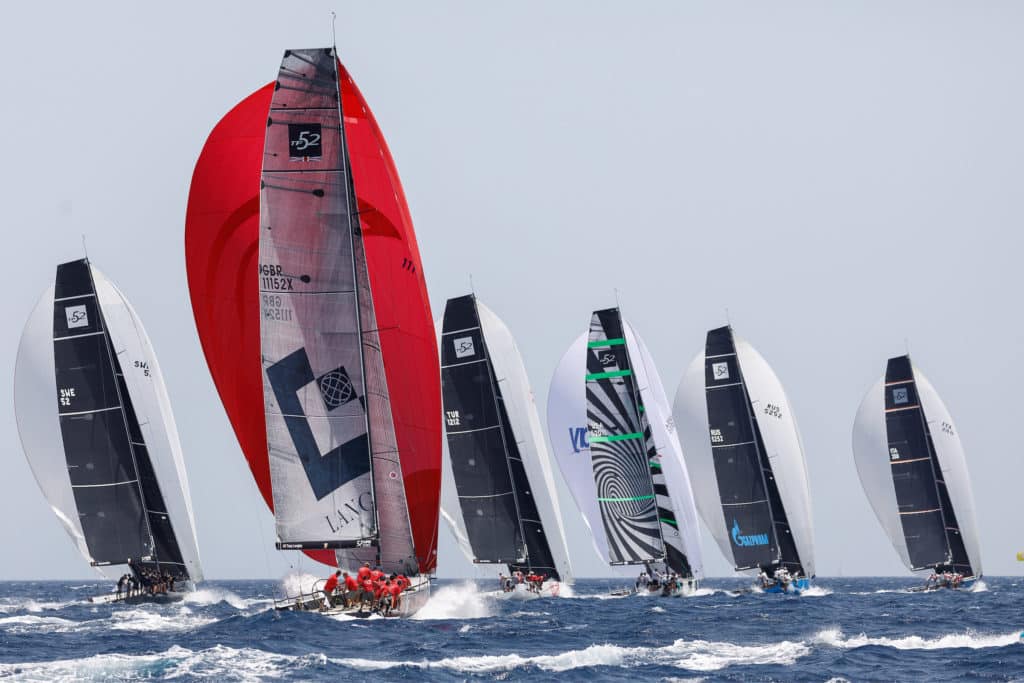 52 super series