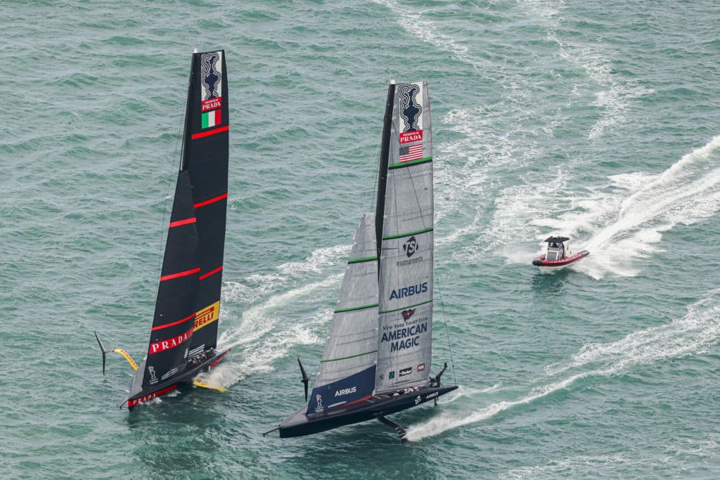 Luna Rossa Prada Pirelli Team and American Magic locked into a pre-start duel at the Prada America's Cup World Series Auckland