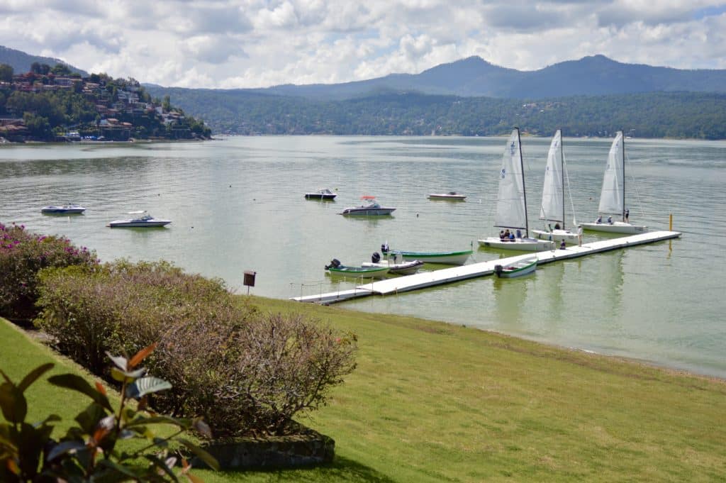 J70 boats in lake