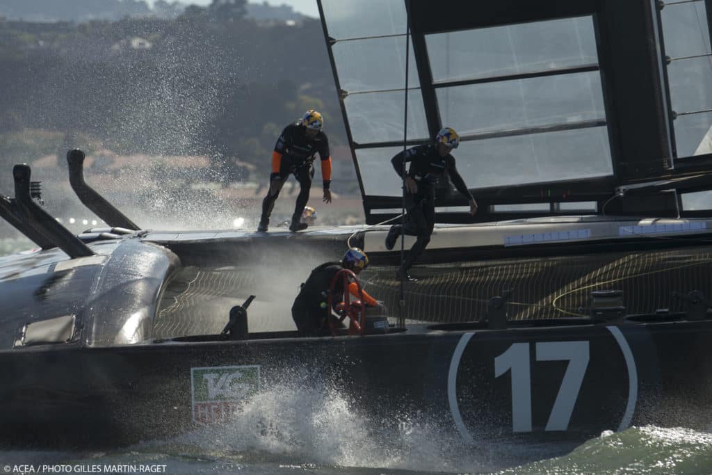 Sailing World