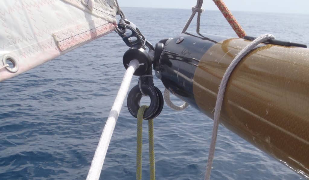 How to, boat rigging, low-friction ring