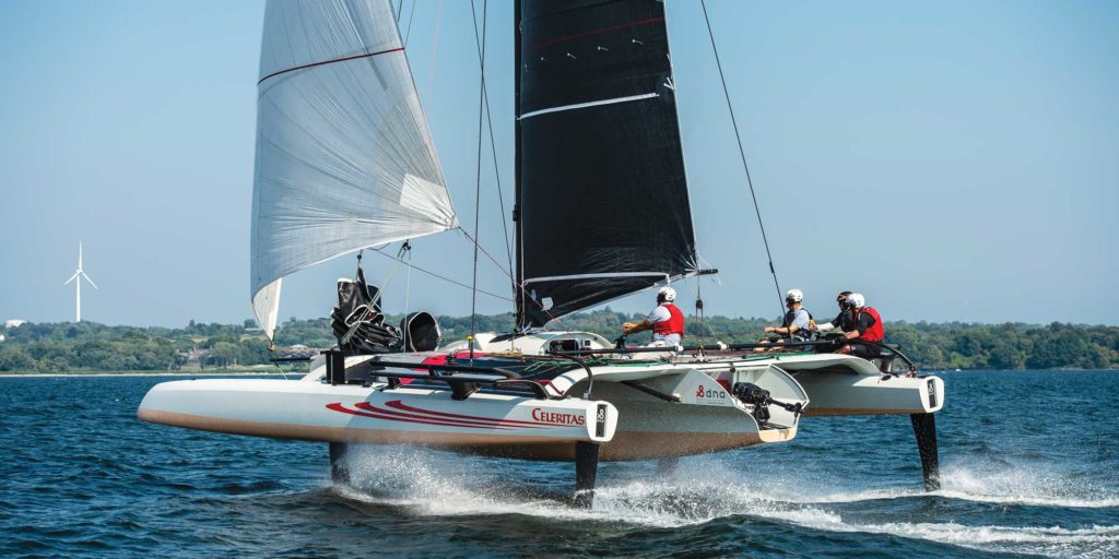 trimaran tf10