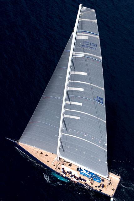 wally yacht magic carpet 3