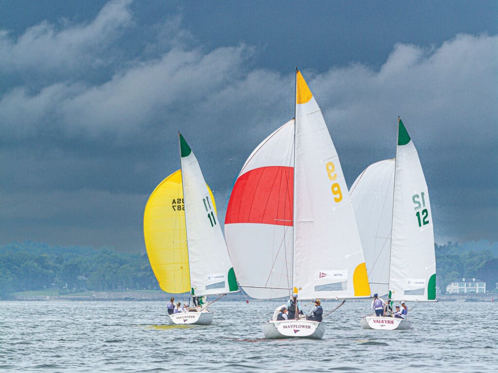 Women’s 3v3 team-race regatta