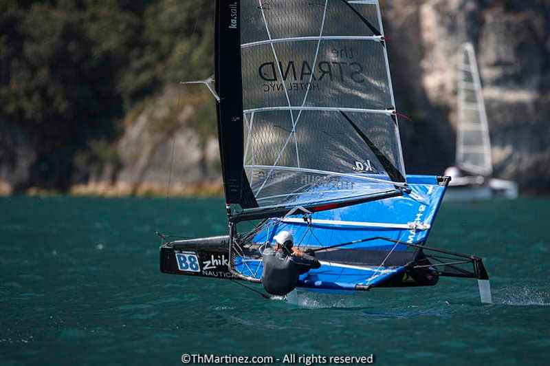12_17157  ©Th.Martinez/Sea&Co.  CAMPIONE DEL GARDA - ITALY . 20 August  2012 . 2012 ZHIK NAUTICA MOTH WORLDS. Day 1.B8-Anthony Kotoun(ISV3596)