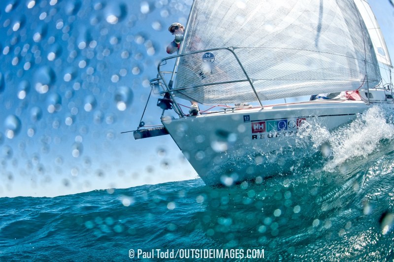 Chicago-Illinois, Chicago Yacht club. Racing day 1 of Helly Hansen NOOD regatta  held on Lake Michigan in conjunction with sailing World Magazine.©Paul Todd/OUTSIDEIMAGES.COMOUTSIDE IMAGES PHOTO AGENCY