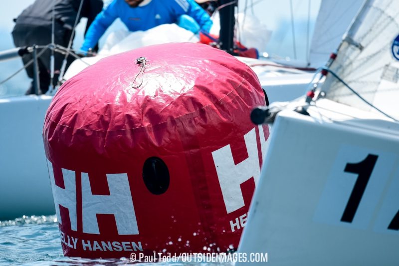 Chicago-Illinois, Chicago Yacht club. Sunday, the final day or racing at the Helly Hansen NOOD regatta held on Lake Michigan in conjunction with sailing World Magazine. ©Paul Todd/OUTSIDEIMAGES.COMOUTSIDE IMAGES PHOTO AGENCY