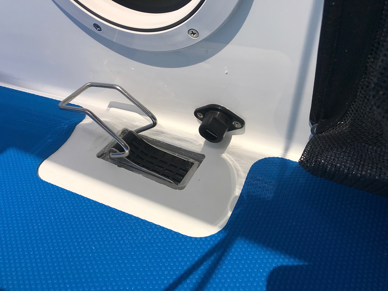 Your OneWay Drain Plug Sailing World