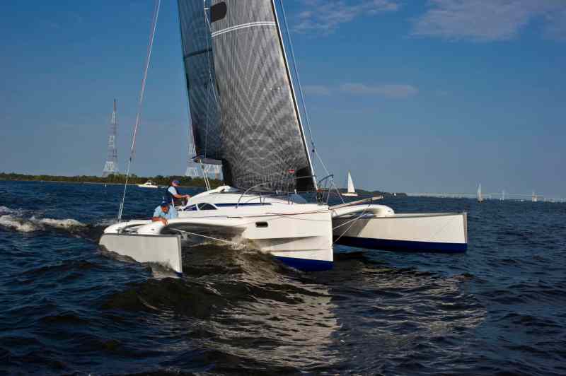 Sailing World BOTY 2011Dragonfly 28 sport