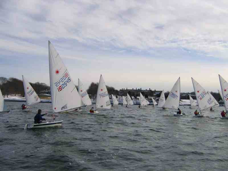 Frostbiting: Laser Fleet 413 Sailing World