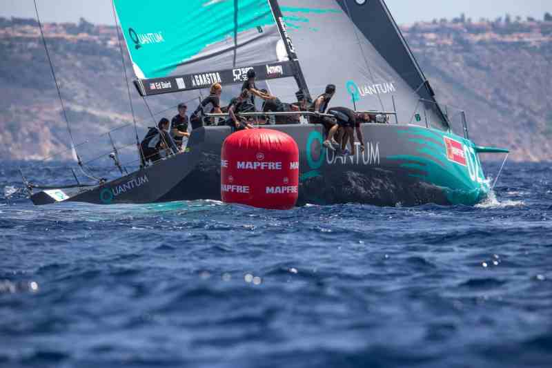 Quantum Racing Leeward Mark Quantum Racing