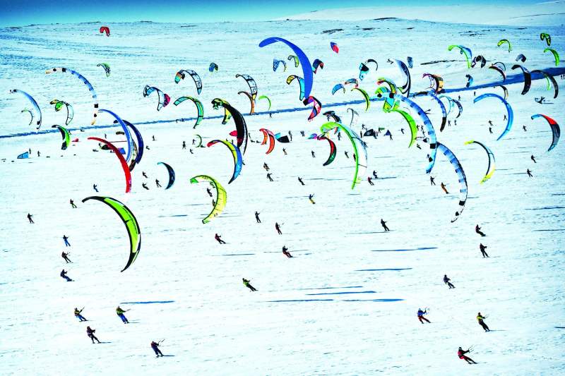 Participants – Action The Red Bull Ragnarok, a snowkite endurance race, bears the name of a Norse myth describing the ultimate battle between the good and evil gods in which only the heroes survived. In the same spirit, the race is so difficult that less than a quarter of competitors finish the course.
