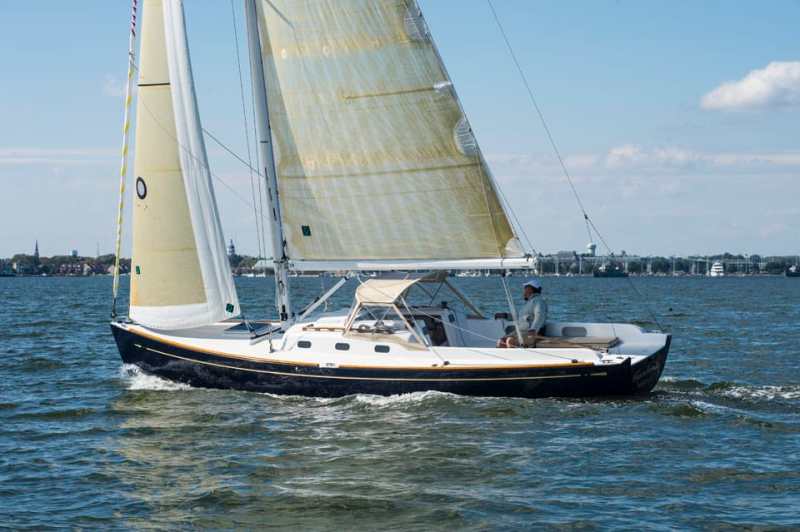 Sailing World BOTY 2013
S&S 30