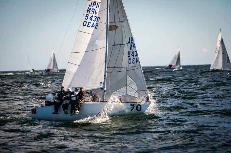 Newport-Rhode Island, USA September 2014.
2014 J/24 World Championship hosted by Sail Newport at Fort Adams from September 18-26th.
Today is the first race of the regatta held (outside) of Narragansett Bay with a big rolling Southerly swell and a stiff Westerly breeze.
©Paul Todd/OUTSIDEIMAGES.COM
OUTSIDE IMAGES PHOTO AGENCY