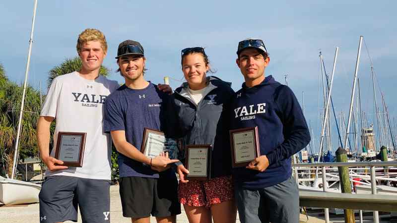 yale Yale's winning team