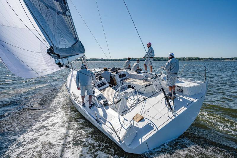 SLWWI22_BOTY11 Grand Soleil 44