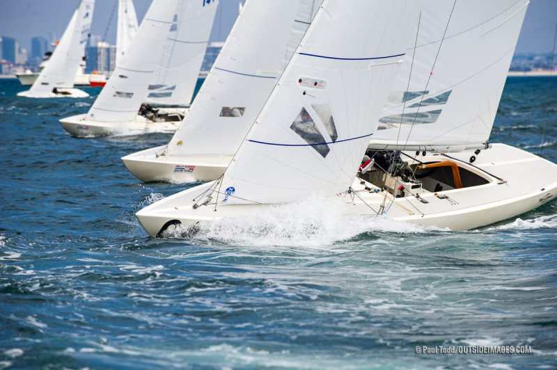 220326__NAUTICAL_IMAGES_145_TODD The Etchells fleet gets off the line at the Helly Hansen Sailing World Regatta Series in San Diego.