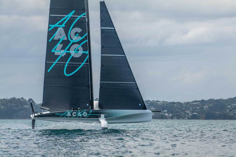 AC40_Web Emirates Team New Zealand puts the first AC40 to the test in New Zealand in September. The AC40 will be used as a development platform for all teams entered into the 37th America's Cup and then used for the Youth and Women's America's Cup events.