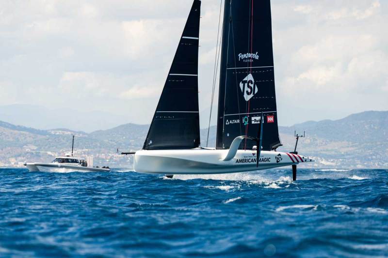 m4749_230621_AM_Magic_Sailing_KZN_104012 American Magic gets to work in Barcelona with its AC40s as the team completes its relocation to the America's Cup venue.