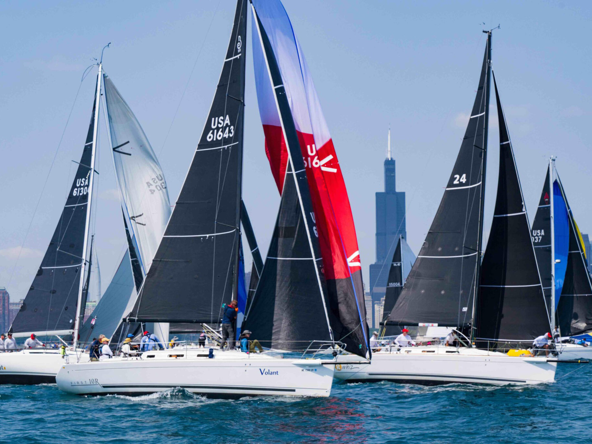 Macaroni Racing Open Invitation for Chicago YC’s Mac Race