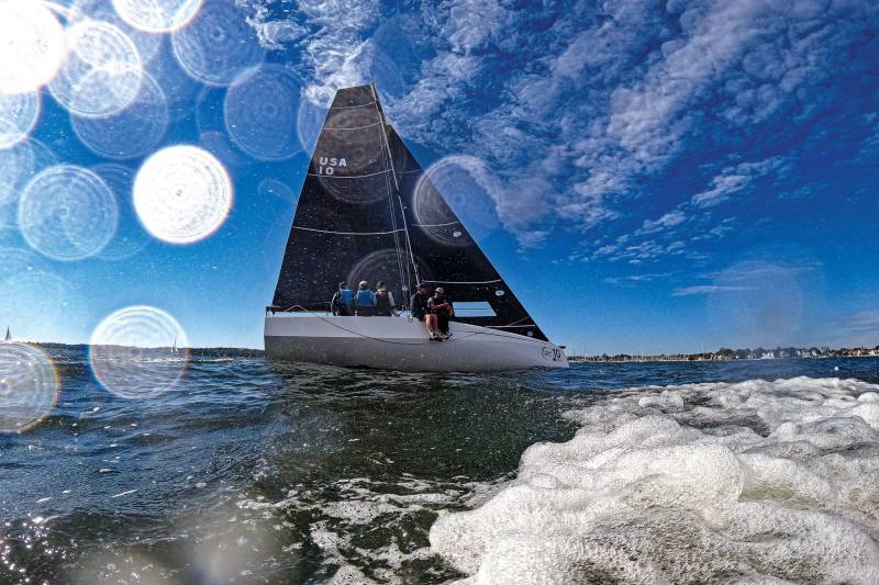 ClubSwan 28
