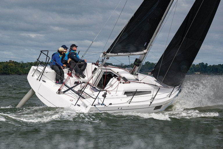 BOTY2025-Beneteau_First_30-0510 Beneteau First 30